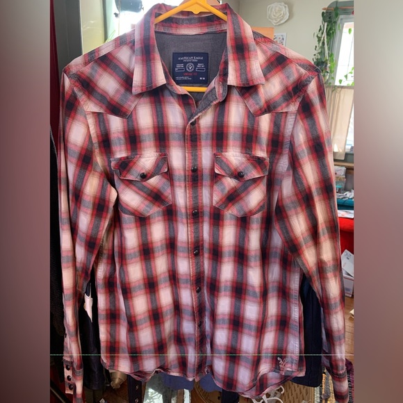 AMERICAN EAGLE 🦅 SHIRT. Size Medium Men’s EUC! - Picture 1 of 8